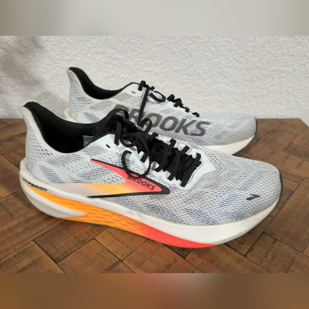 Brooks Men's Running Shoes - White and Orange